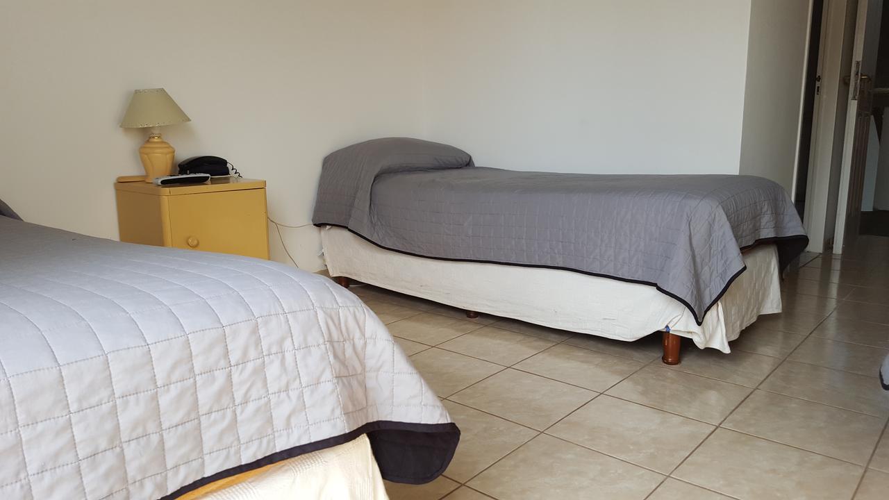 Concepción del Uruguay Hosteria Mitre מראה חיצוני תמונה