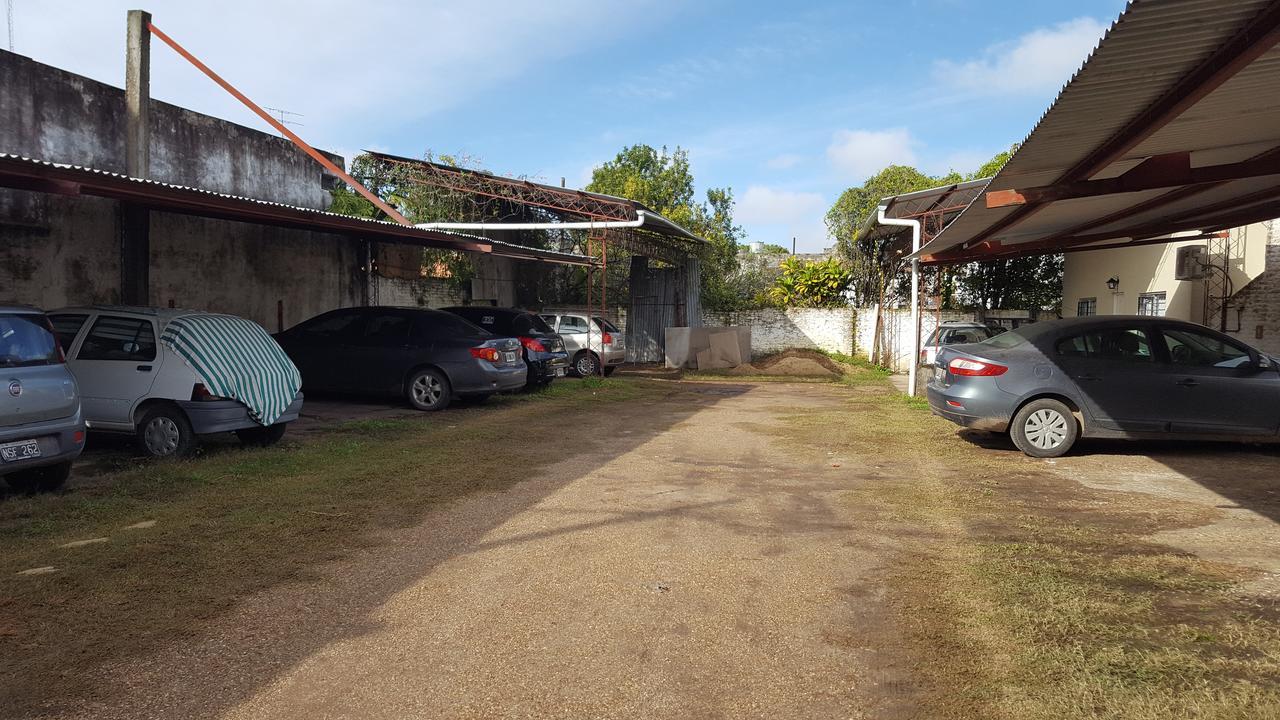 Concepción del Uruguay Hosteria Mitre מראה חיצוני תמונה